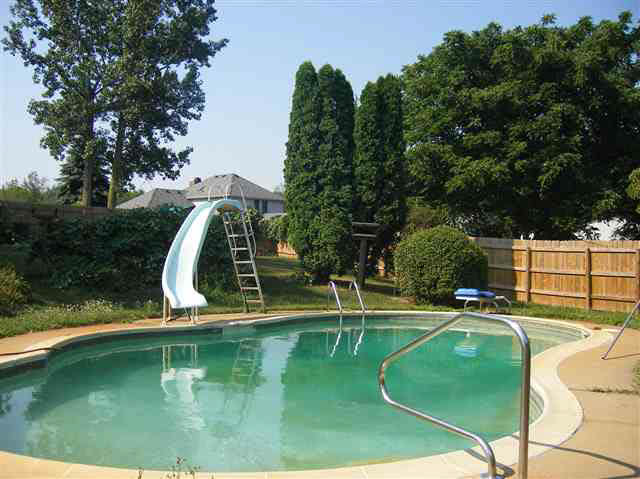25544 Thornberry Ct, Elkhart, IN 46517 photo 3