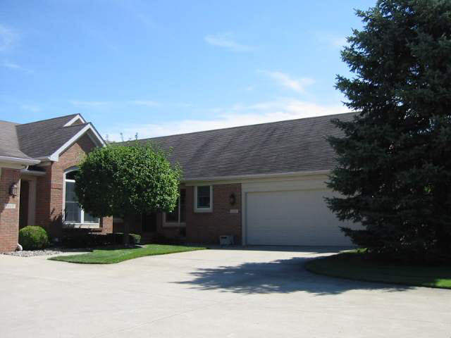 1335 Somerset Ct, Goshen, IN 46528 photo 1