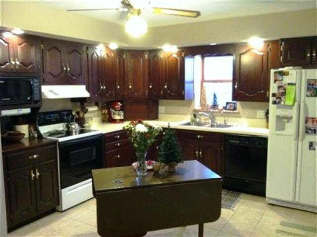 507 S Madison St, Nappanee, IN 46550 photo 5