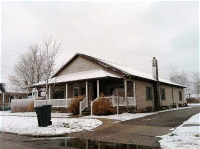 507 S Madison St, Nappanee, IN 46550 photo 1