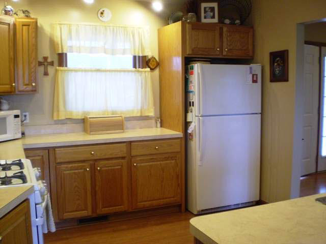 19321 Yoder Dr, Goshen, IN 46528 photo 9