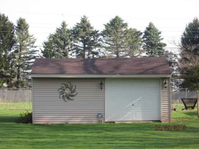 28833 Oakwood Pl, Elkhart, IN 46514 photo 5