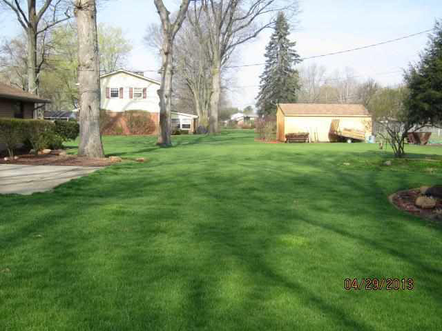 28833 Oakwood Pl, Elkhart, IN 46514 photo 3