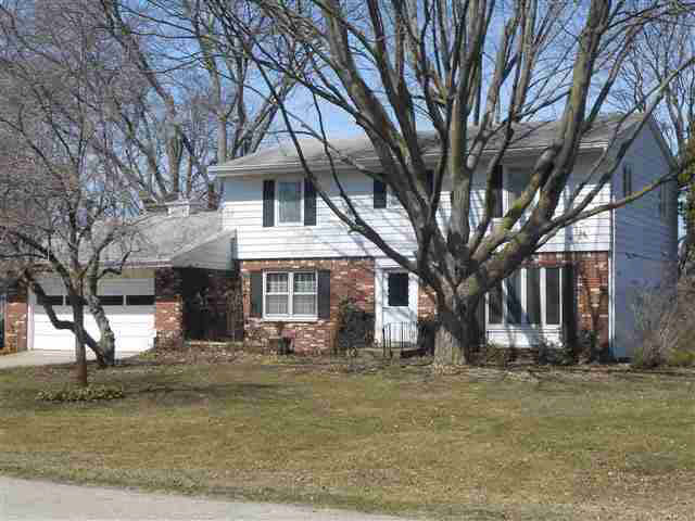 3010 Birch Dr, Elkhart, IN 46514 photo 1