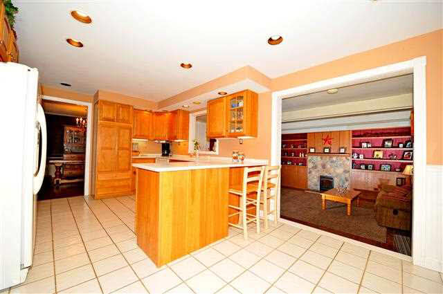 1721 Canterbury Dr, Elkhart, IN 46514 photo 12