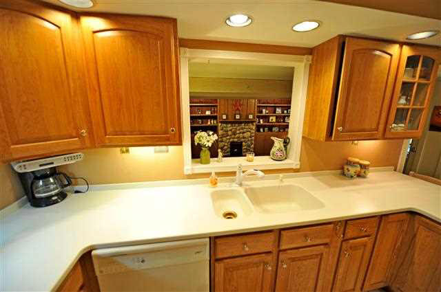 1721 Canterbury Dr, Elkhart, IN 46514 photo 10