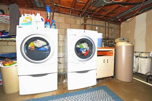 1721 Canterbury Dr, Elkhart, IN 46514 photo 30