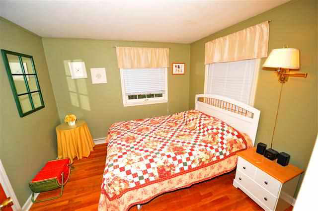 1721 Canterbury Dr, Elkhart, IN 46514 photo 25