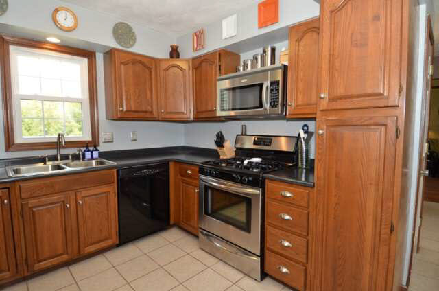 22815 Flicker Dr, Goshen, IN 46528 photo 11