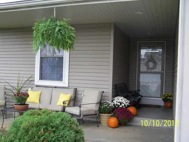 27608 Red Thistle Dr, Elkhart, IN 46514 photo 2