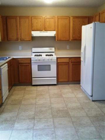 58090 Hooley Dr, Goshen, IN 46528 photo 2