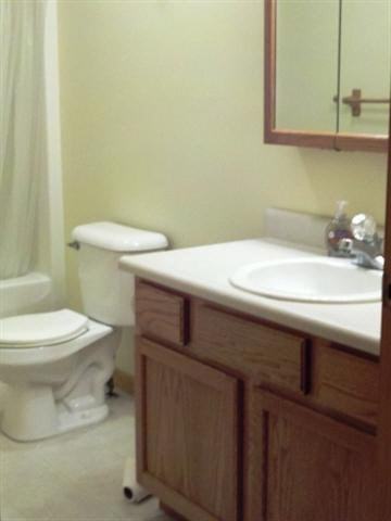 58090 Hooley Dr, Goshen, IN 46528 photo 9