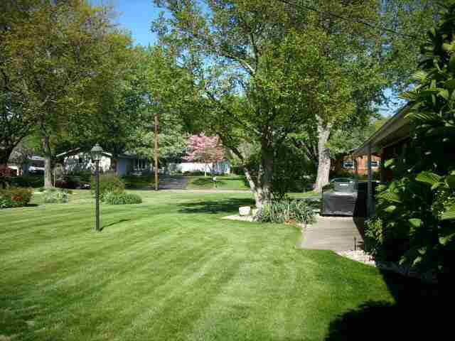 1506 N Bay Dr, Elkhart, IN 46514 photo 15