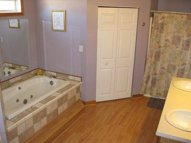 54672 Harmony Ln, Elkhart, IN 46514 photo 5