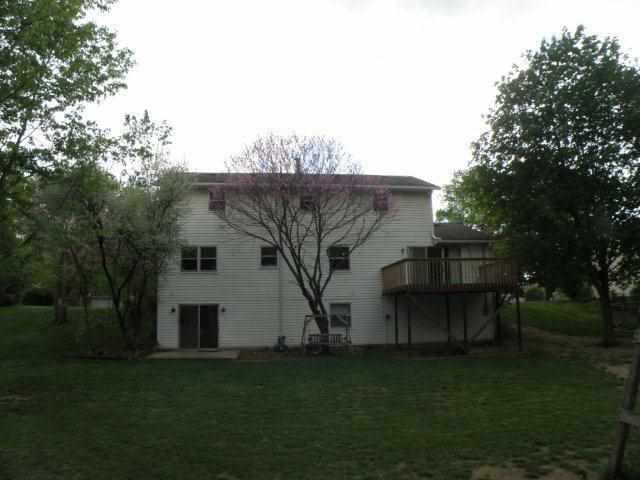 22591 Briarhill Dr, Goshen, IN 46528 photo 2