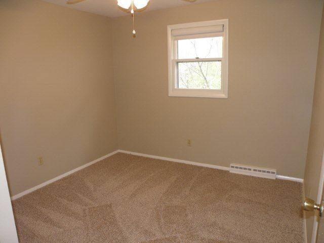 22591 Briarhill Dr, Goshen, IN 46528 photo 18