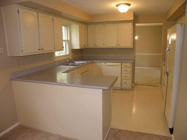 22591 Briarhill Dr, Goshen, IN 46528 photo 8