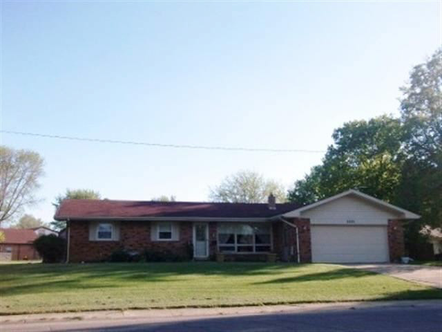 1103 E Marion St, Nappanee, IN 46550 photo 1