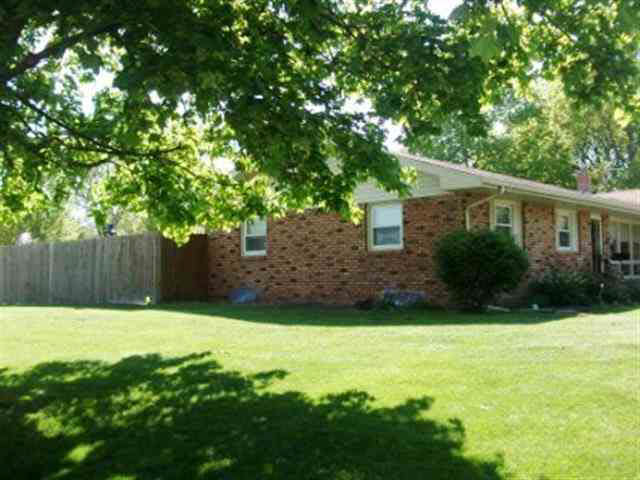 1103 E Marion St, Nappanee, IN 46550 photo 24