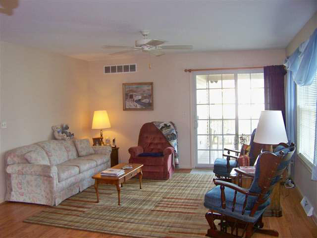1430 Canterbury Ct, Goshen, IN 46526 photo 3