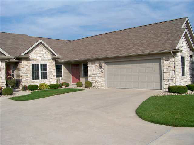 1430 Canterbury Ct, Goshen, IN 46526 photo 1
