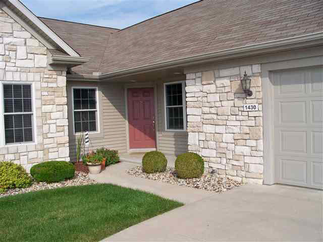 1430 Canterbury Ct, Goshen, IN 46526 photo 2