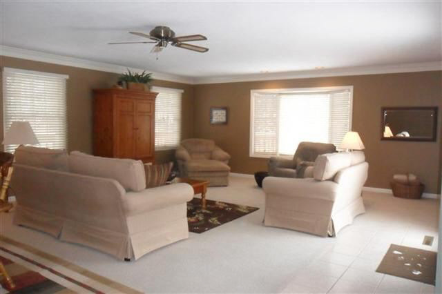 3521 Briarwood Dr, Elkhart, IN 46514 photo 8