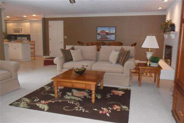 3521 Briarwood Dr, Elkhart, IN 46514 photo 9