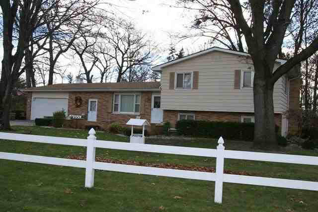25028 Shawn Dr, Elkhart, IN 46514 photo 1