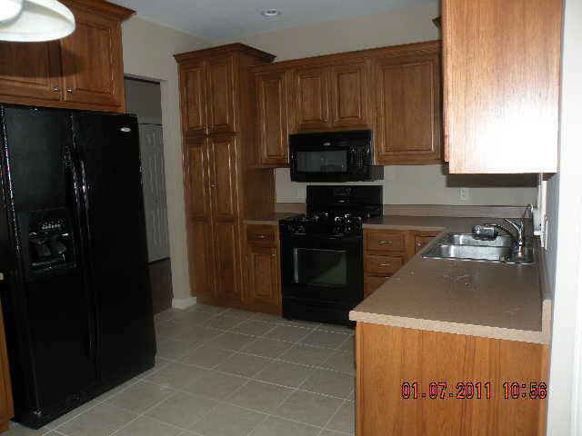 2023 Stratford Ct, Goshen, IN 46526 photo 3