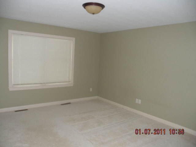 2023 Stratford Ct, Goshen, IN 46526 photo 4