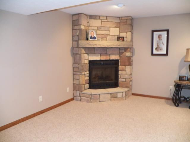 973 Spring Hill Ct, Middlebury, IN 46540 photo 15