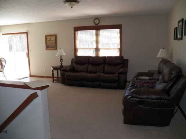 973 Spring Hill Ct, Middlebury, IN 46540 photo 4