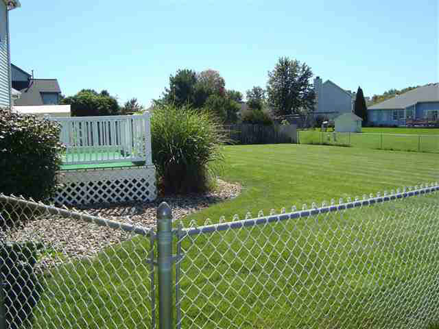 22300 Fireside Dr, Goshen, IN 46528 photo 2