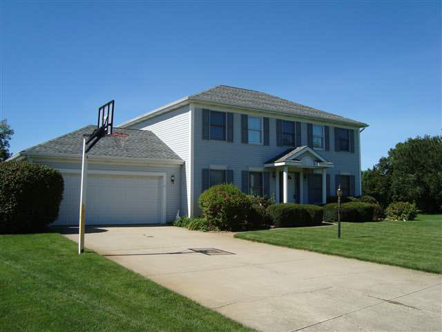 22300 Fireside Dr, Goshen, IN 46528 photo 1