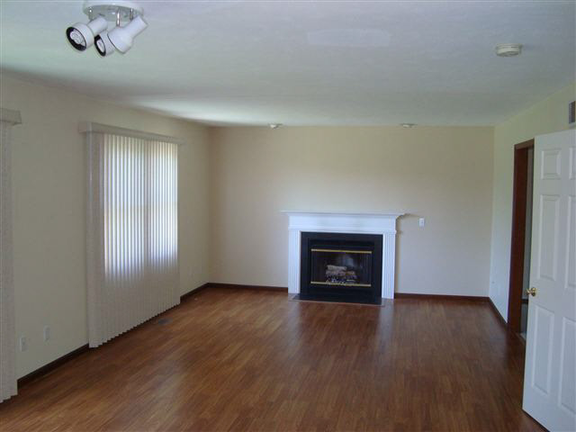 22300 Fireside Dr, Goshen, IN 46528 photo 7