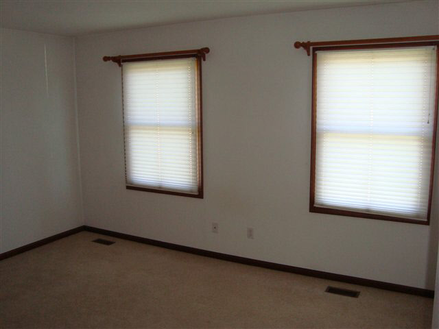 22300 Fireside Dr, Goshen, IN 46528 photo 12