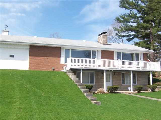 55834 Riverview Manor Dr, Elkhart, IN 46514 photo 2