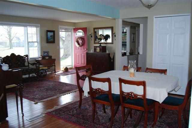 22371 Briarhill Dr, Goshen, IN 46528 photo 8