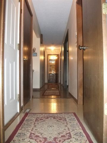 1003 Larimer Dr, Goshen, IN 46526 photo 8