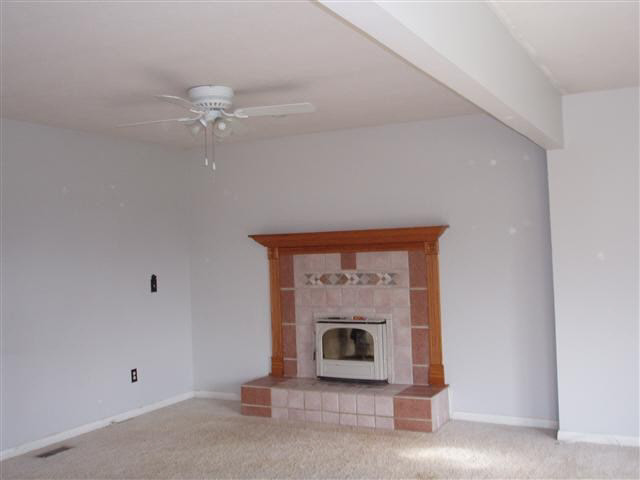 103 Southern Cross Dr, Middlebury, IN 46540 photo 14