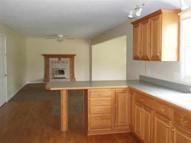 103 Southern Cross Dr, Middlebury, IN 46540 photo 9