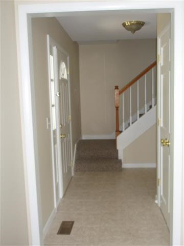 103 Southern Cross Dr, Middlebury, IN 46540 photo 2