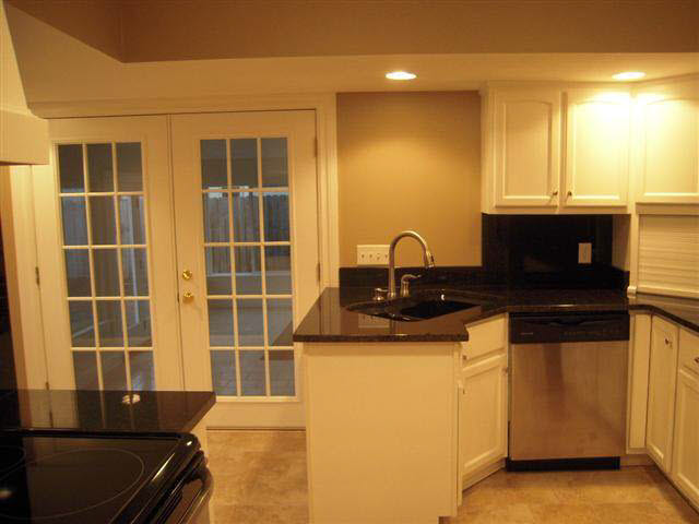 1850 Greenleaf Blvd, Elkhart, IN 46514 photo 8