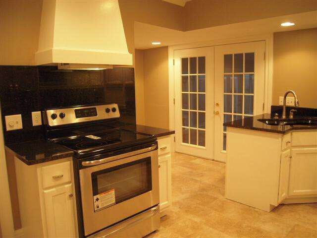 1850 Greenleaf Blvd, Elkhart, IN 46514 photo 10