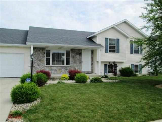 1425 Twinflower Dr, Goshen, IN 46526 photo 1