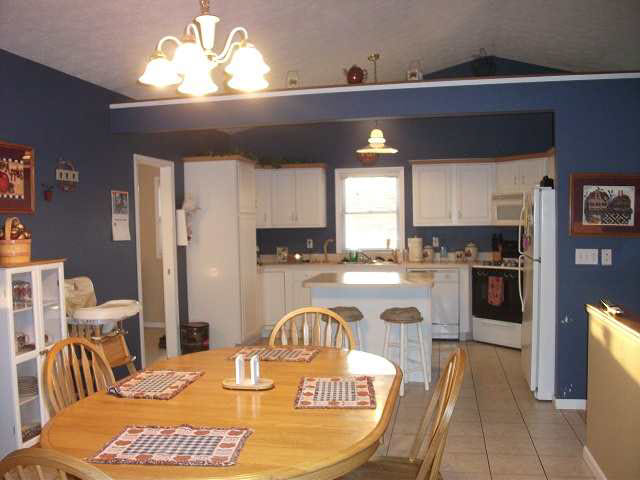 58030 Lyndzi Ln, Elkhart, IN 46517 photo 2