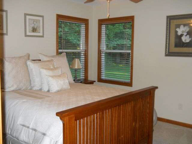 2503 Tulip Blvd, Goshen, IN 46526 photo 7