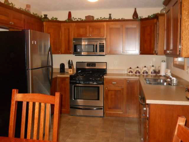 2503 Tulip Blvd, Goshen, IN 46526 photo 3