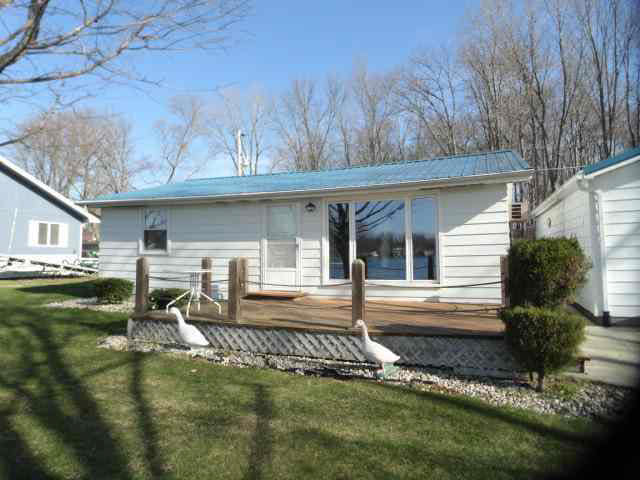 1030 E 670 S, Wolcottville, IN 46795 photo 2